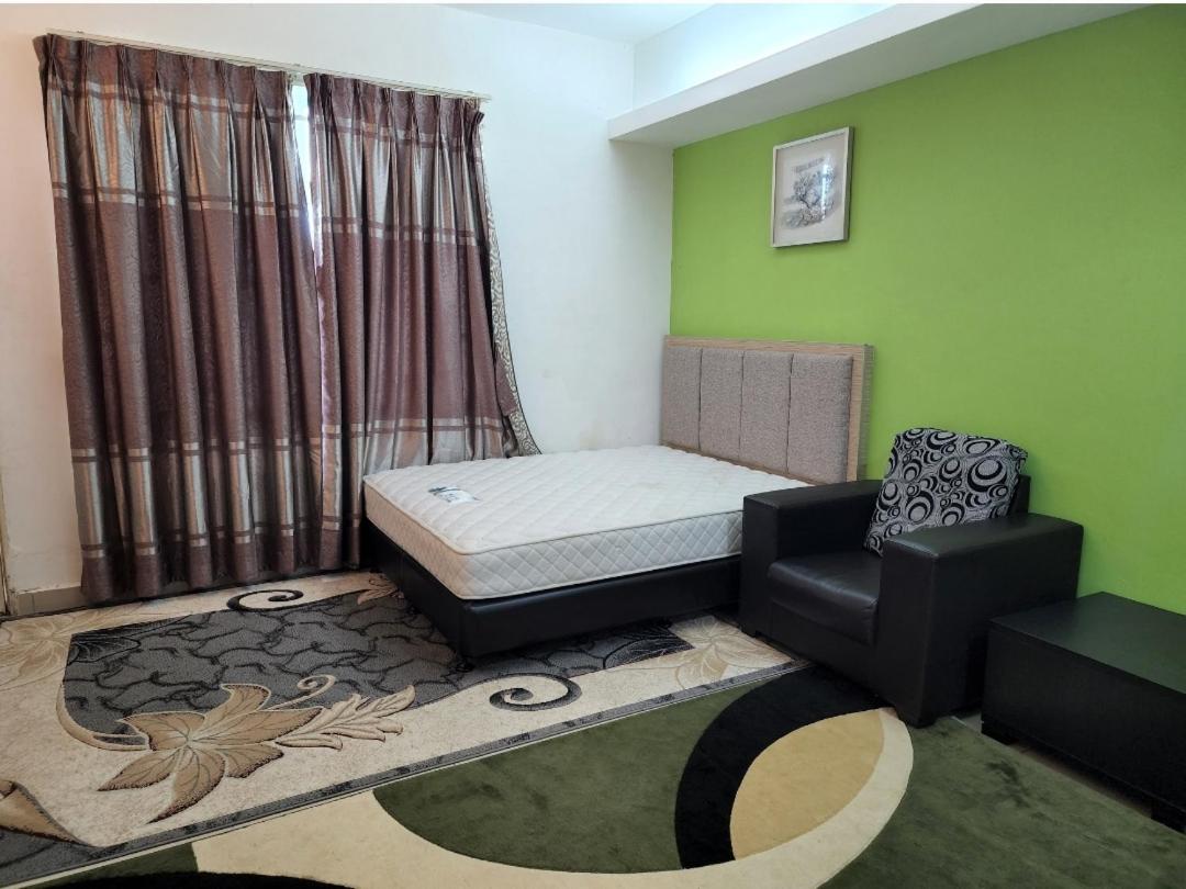 The Viana Apartment 6 view 5