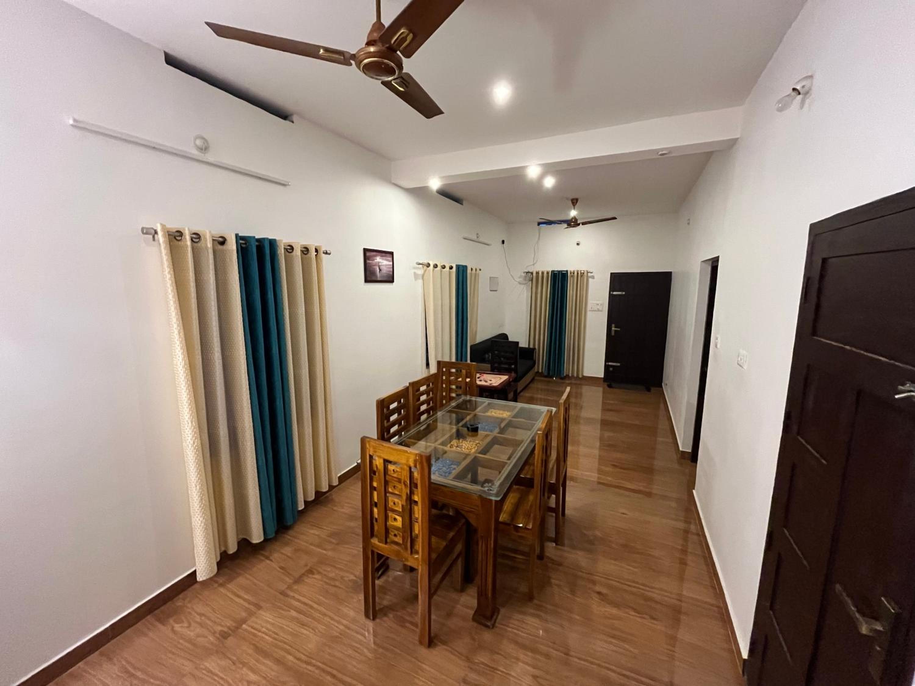 Phoenix homestay