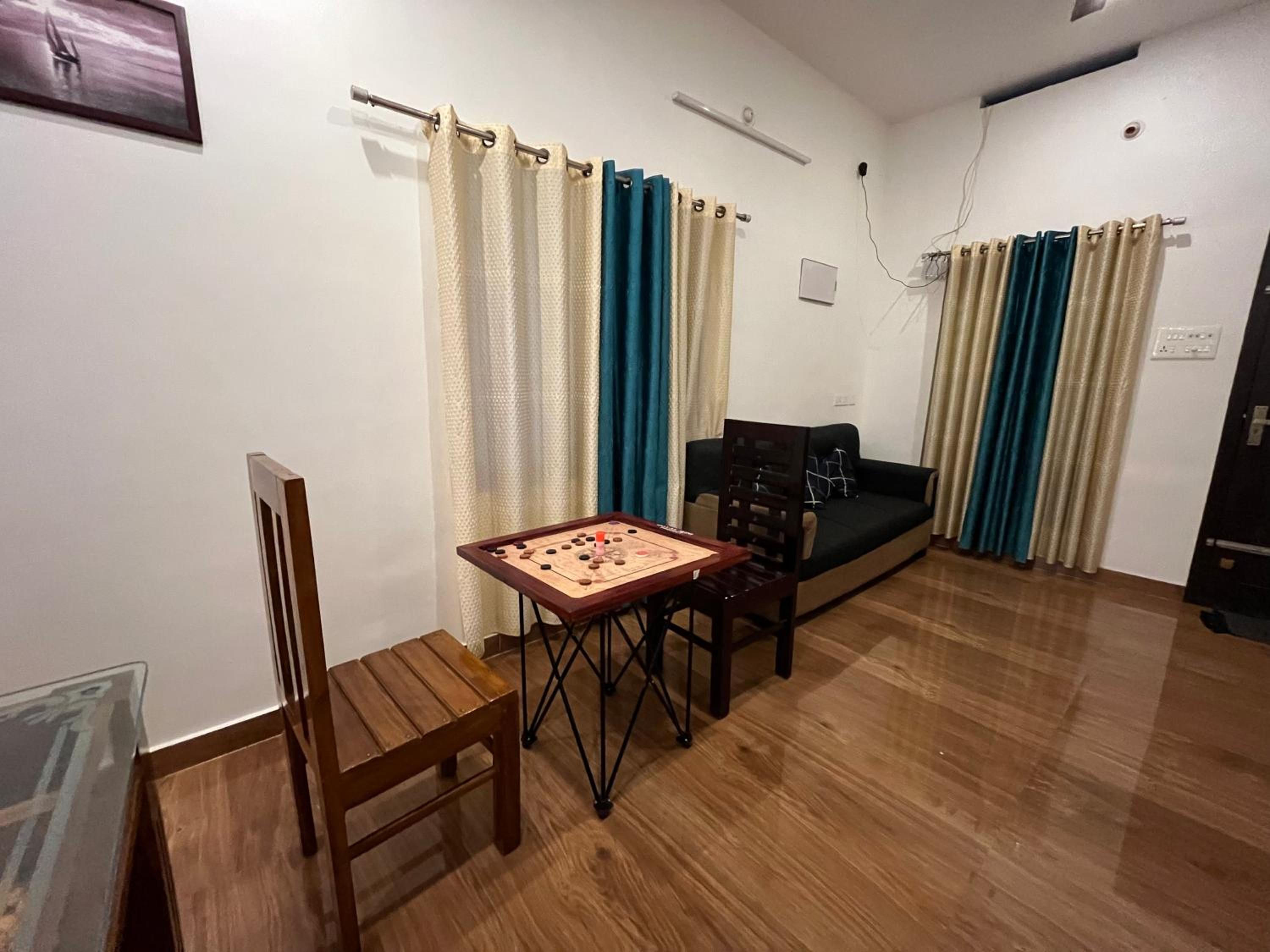 Phoenix homestay