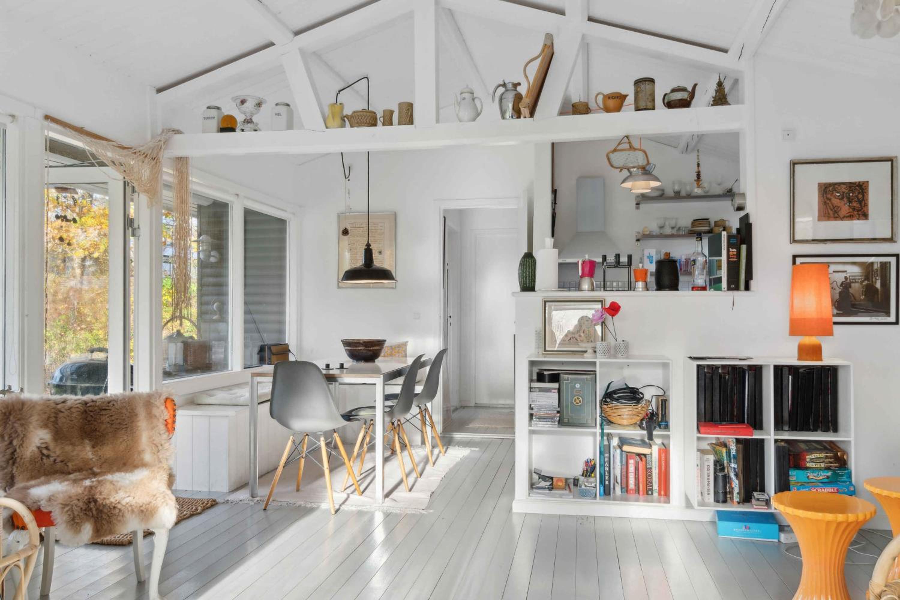 Cozy Summer House Near Vejby Beach