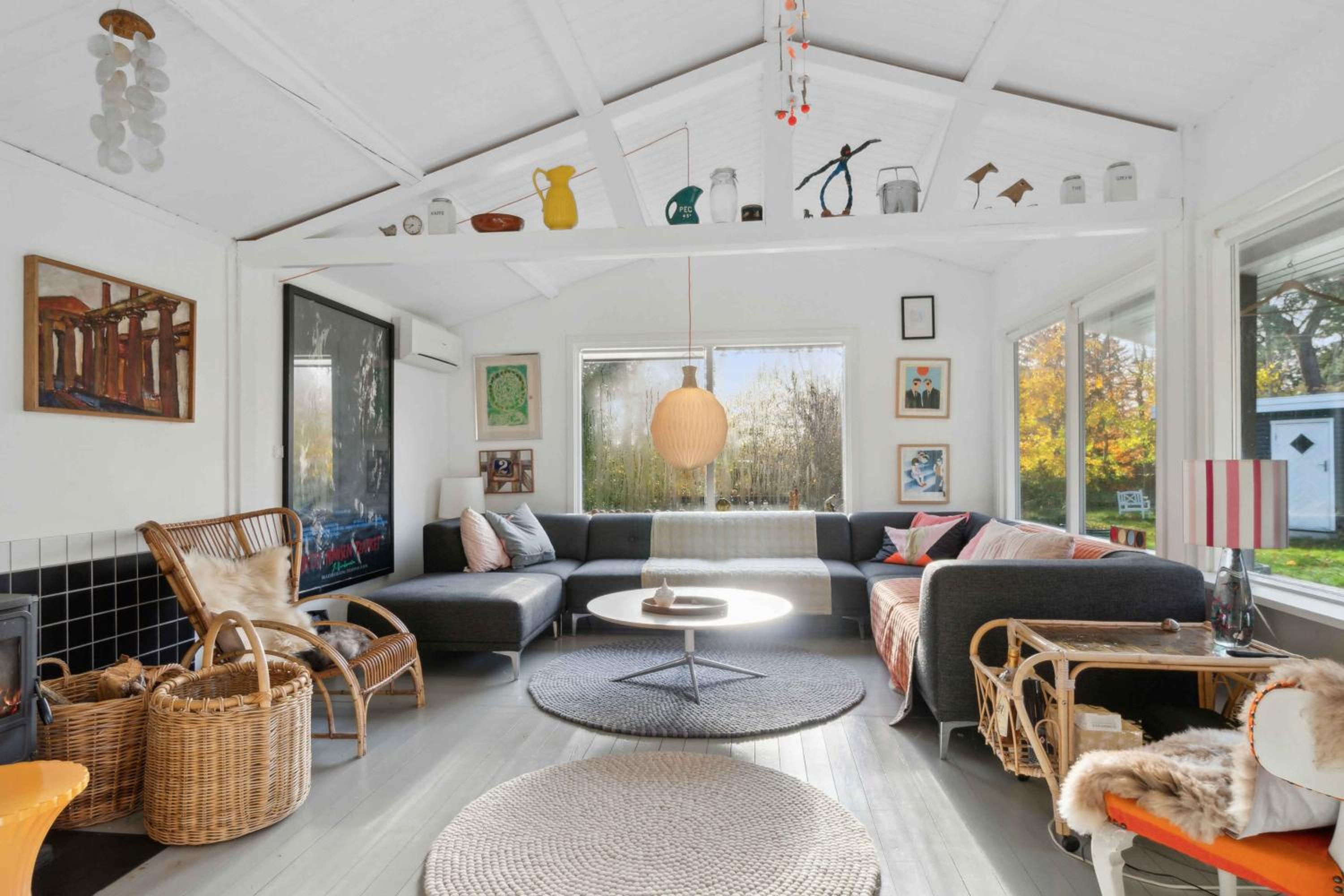 Cozy Summer House Near Vejby Beach