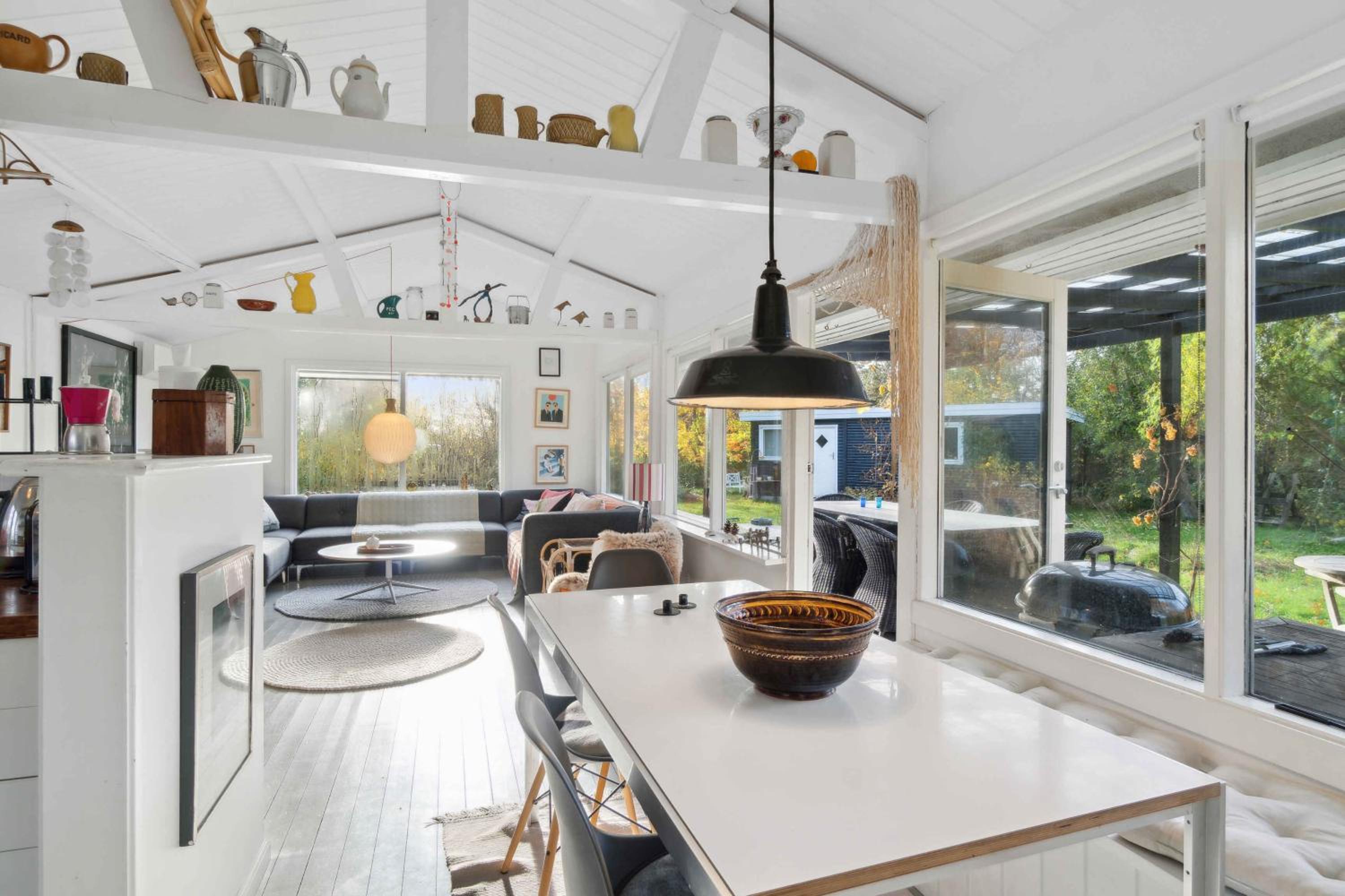 Cozy Summer House Near Vejby Beach