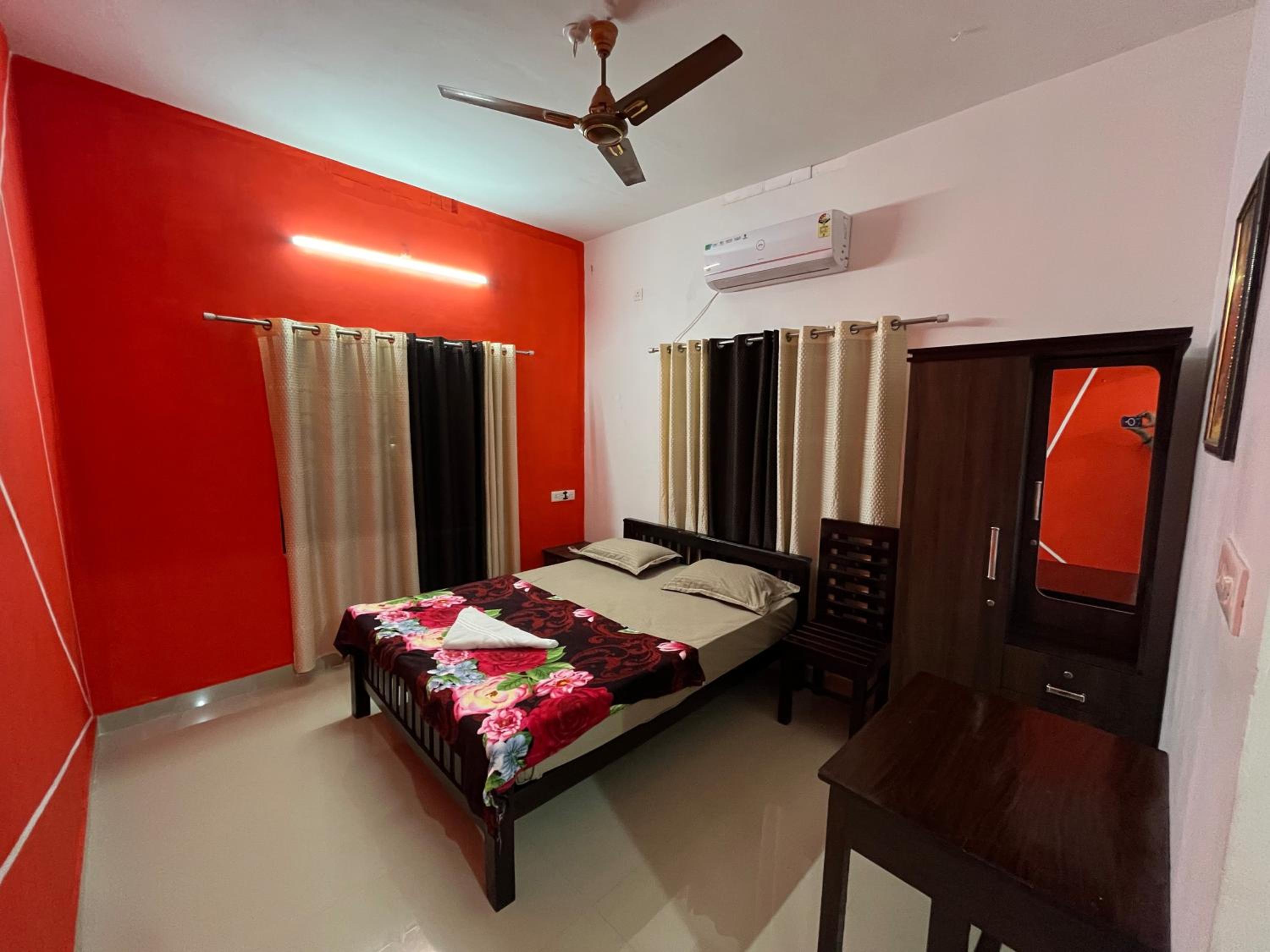 Phoenix homestay