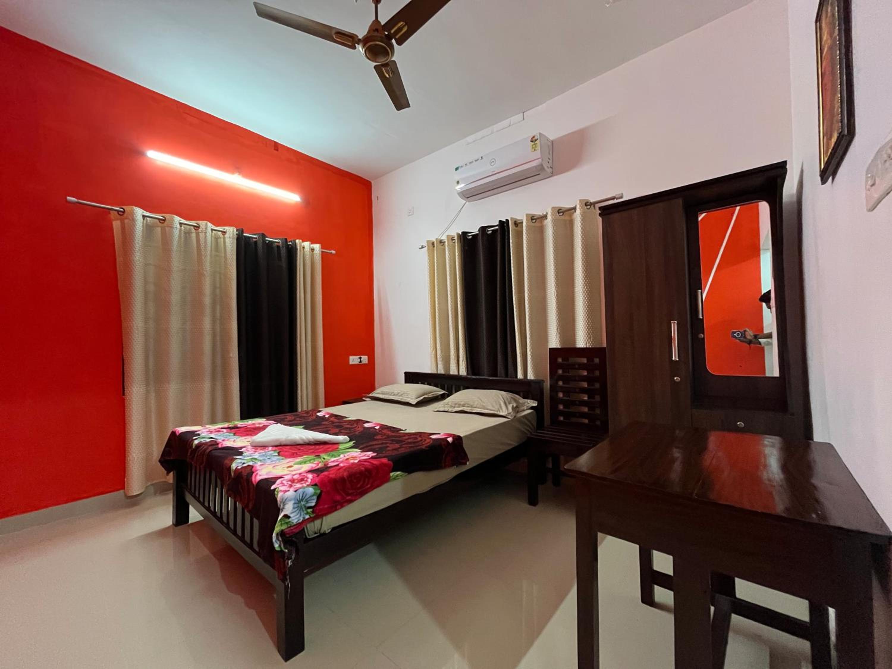 Phoenix homestay