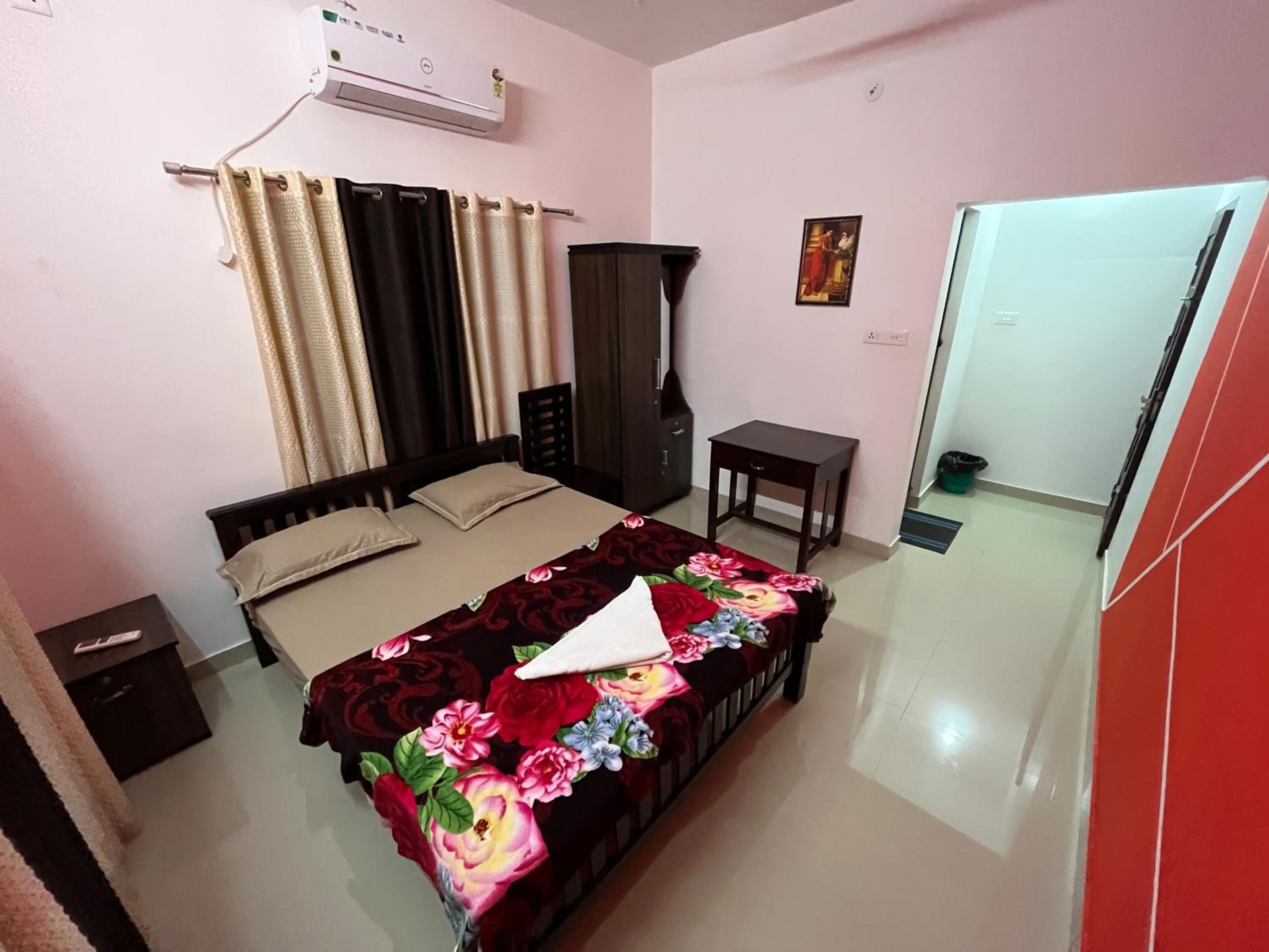 Phoenix homestay