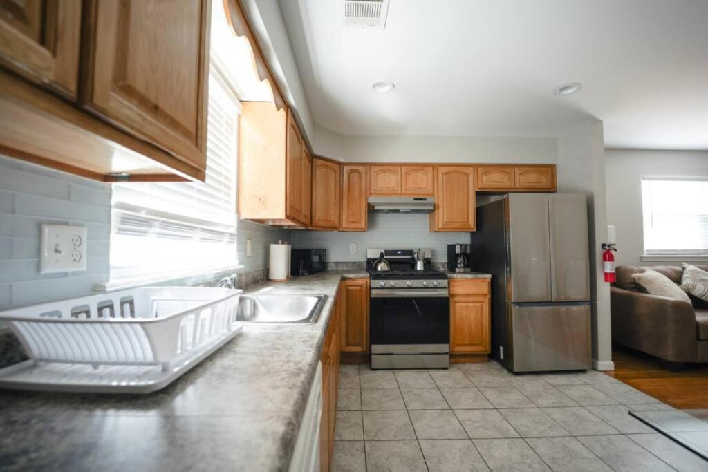 Newark Liberty Brick House - Private Bedroom 2 view 2