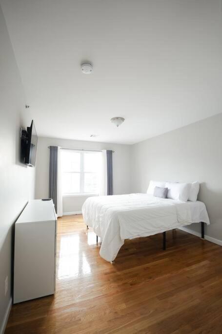 Newark Liberty Brick House - Private Bedroom 2 view 4