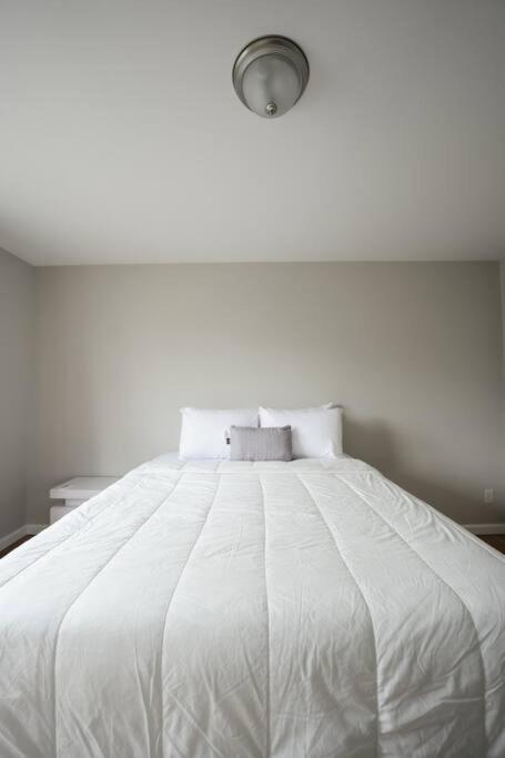 Newark Liberty Brick House - Private Bedroom 2 view 5