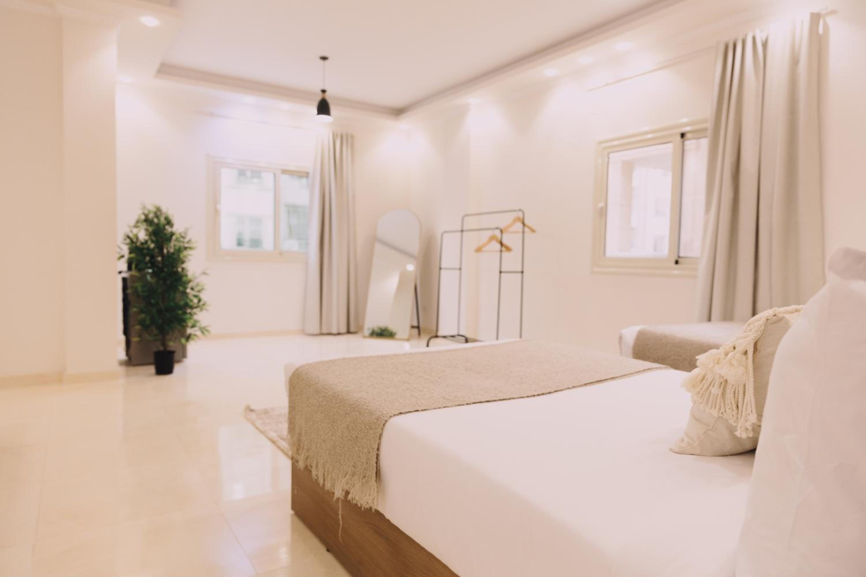 VIOLA by Elegant Hospitality - near Waterway Mall