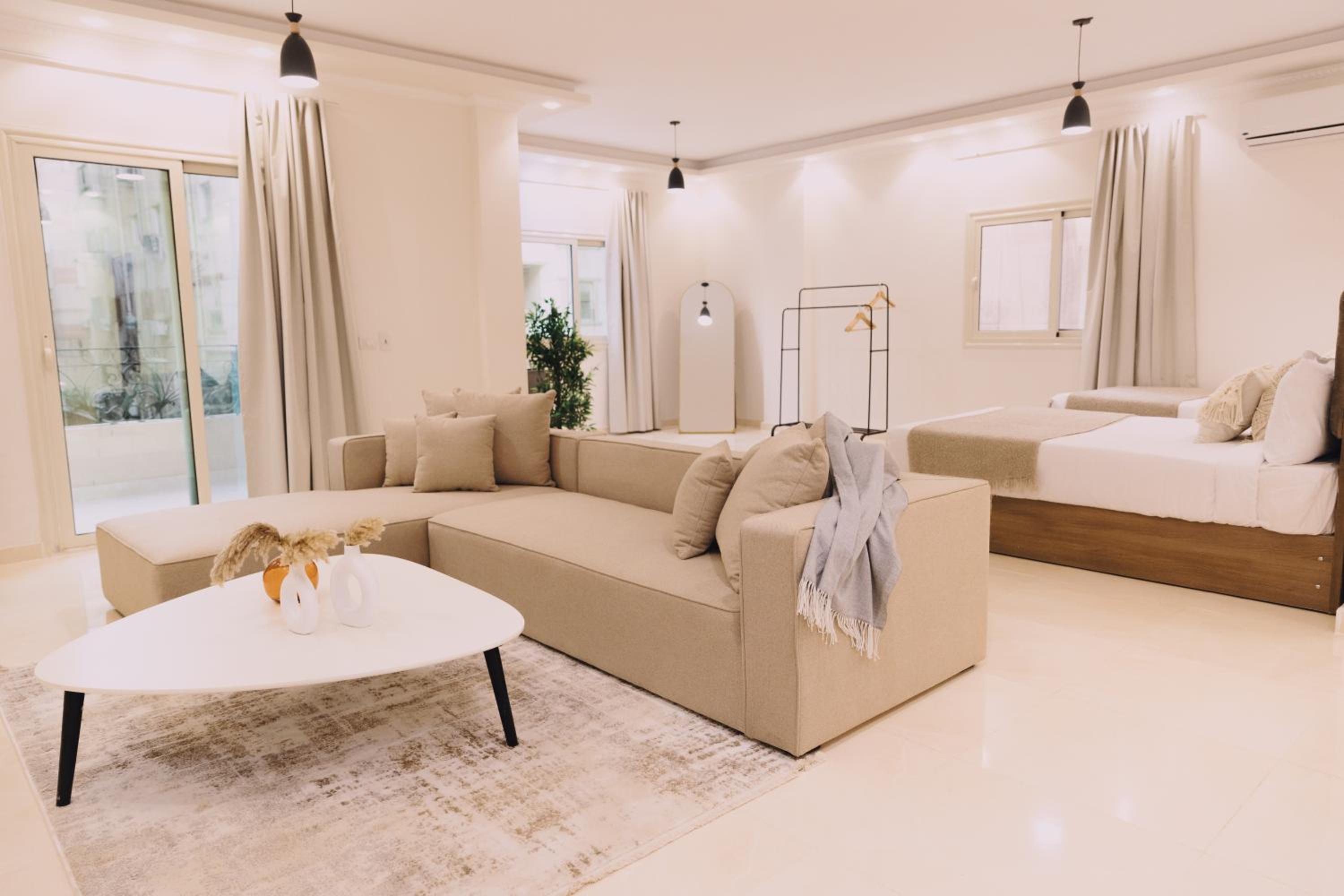 VIOLA by Elegant Hospitality - near Waterway Mall