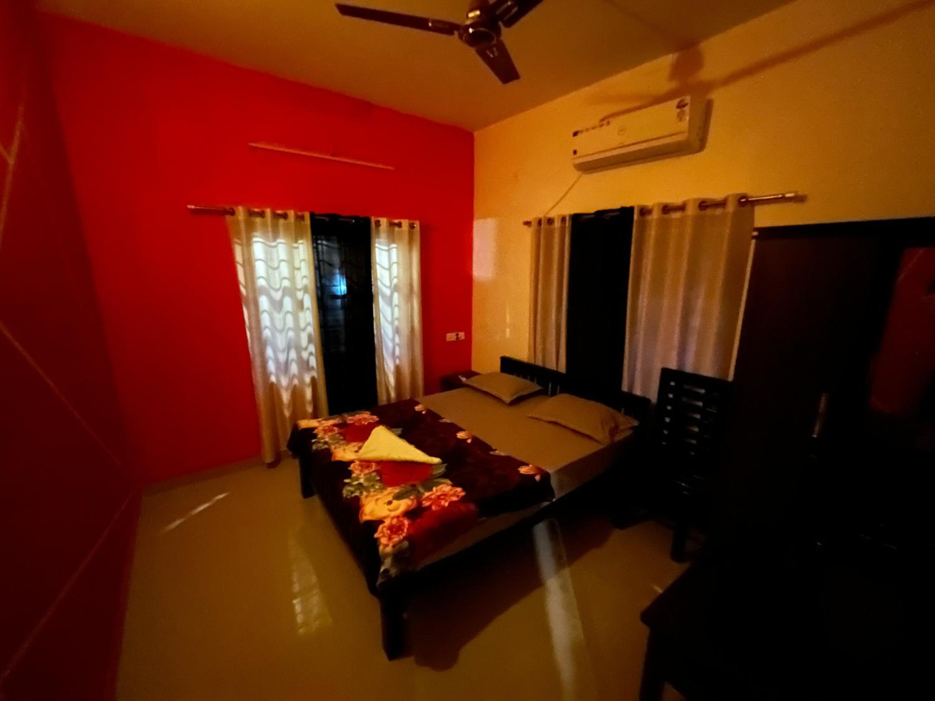 Phoenix homestay