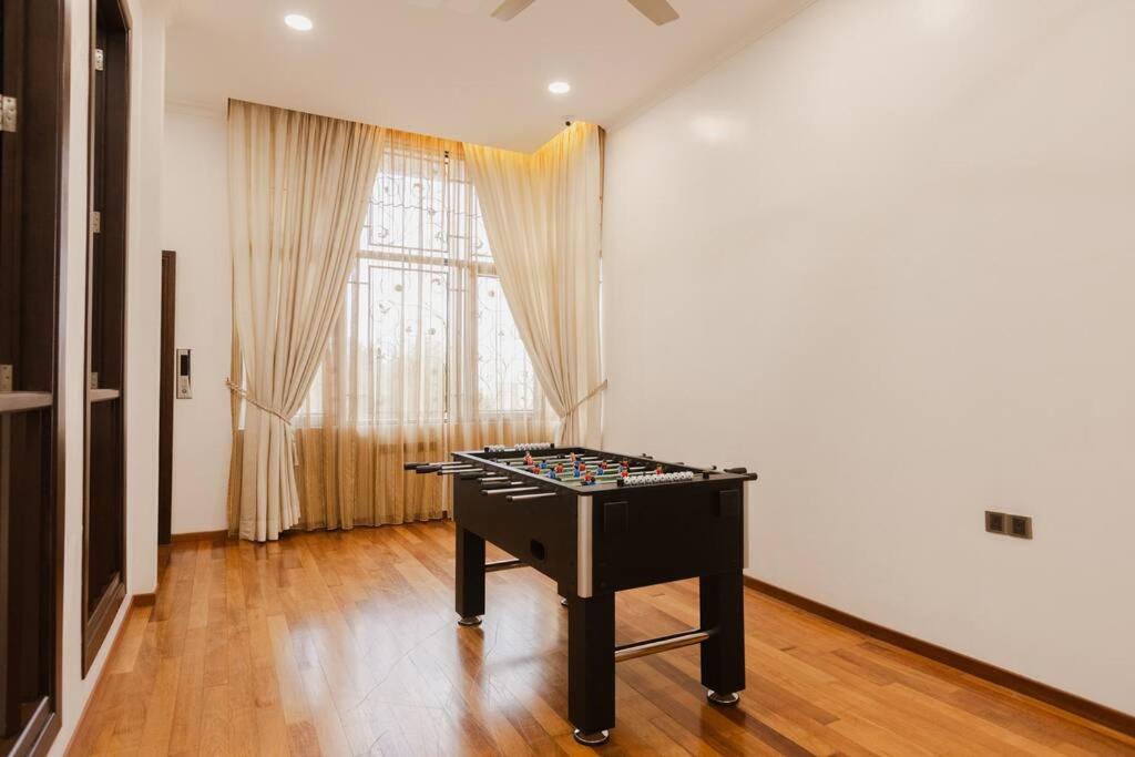 Gelugor 2Storey Big Bungalow 23pax with BBQ Snooker photo 7