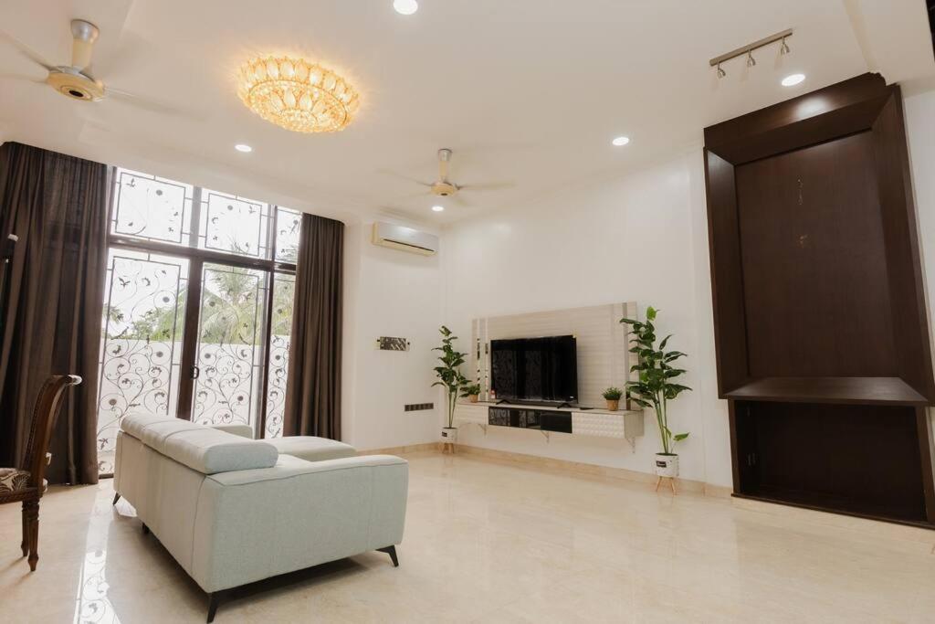 Gelugor 2Storey Big Bungalow 23pax with BBQ Snooker photo 8