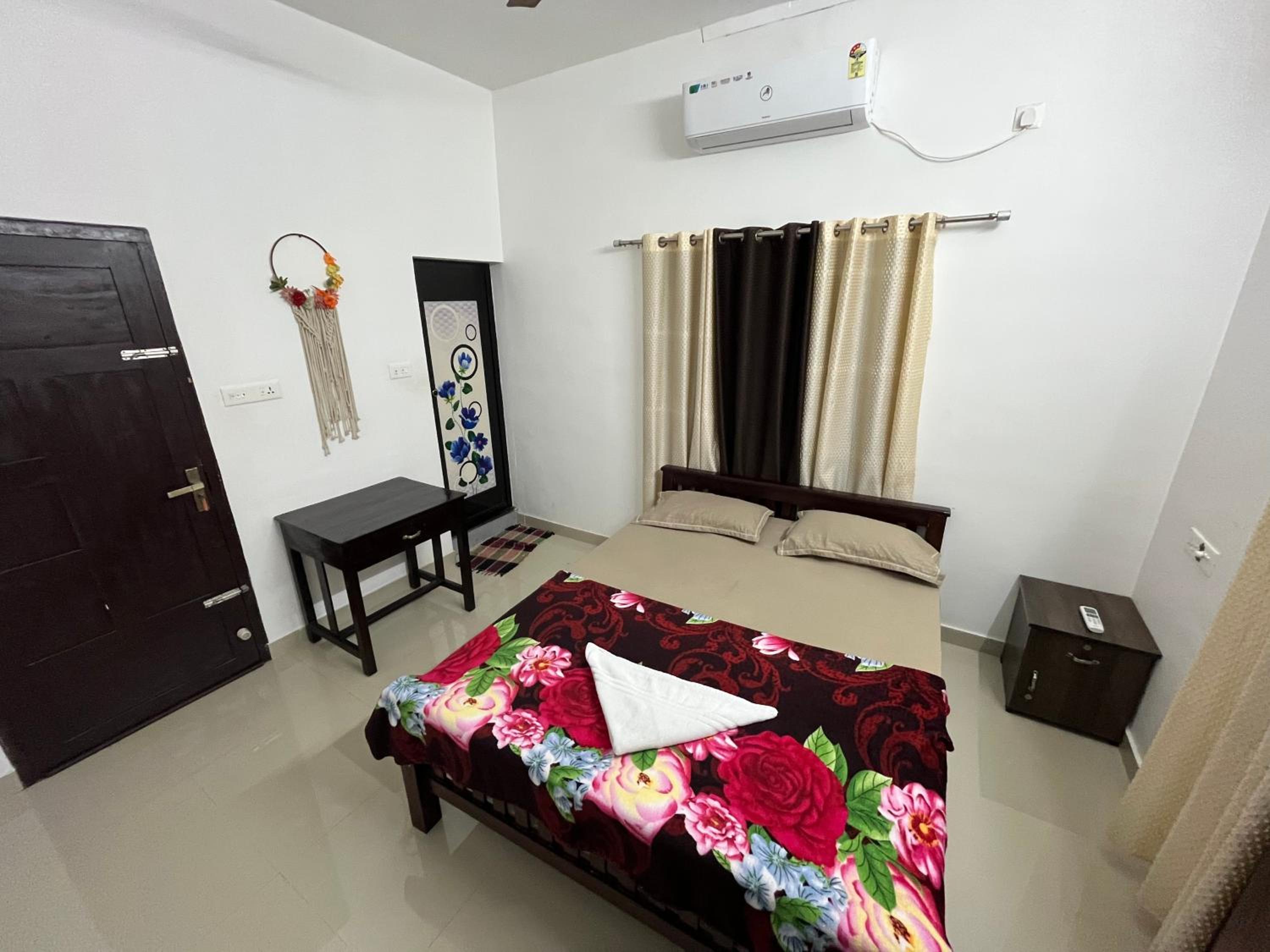 Phoenix homestay