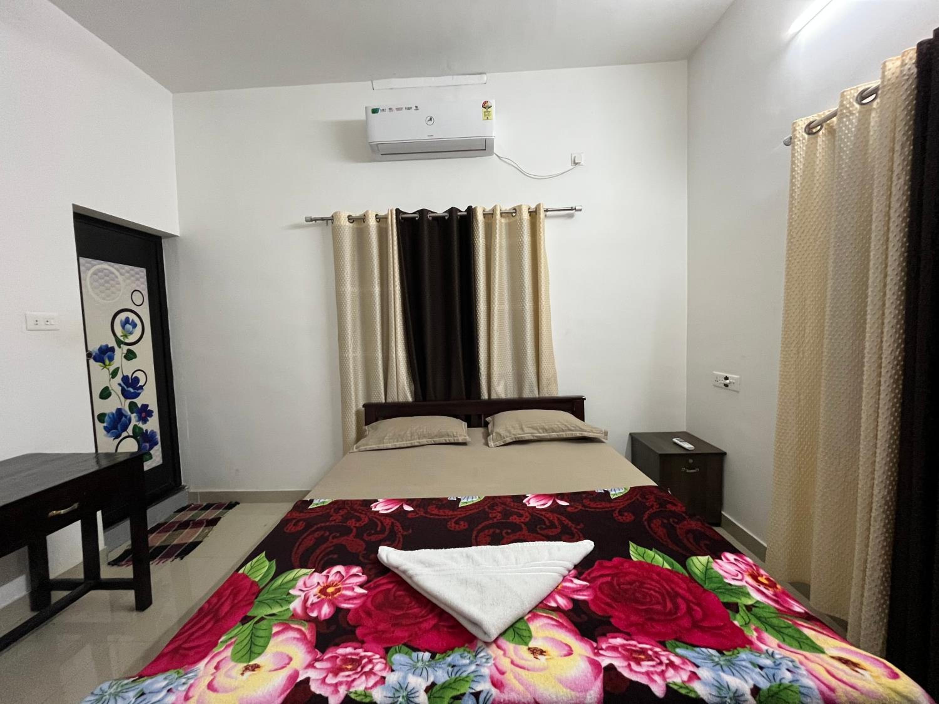 Phoenix homestay