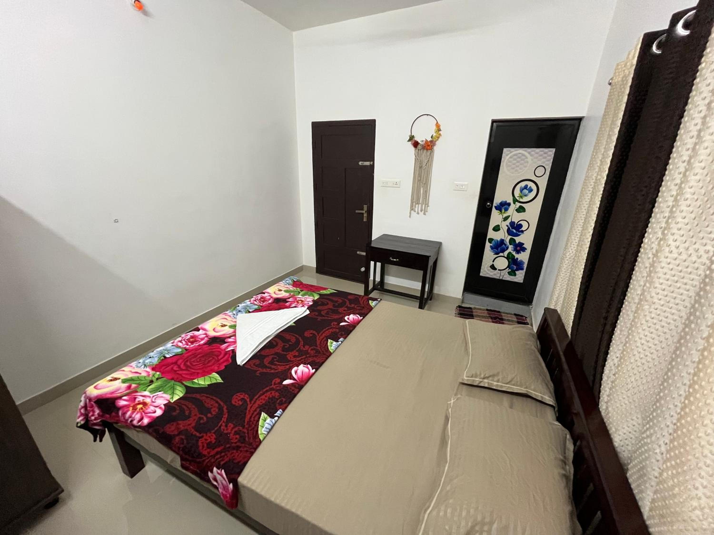 Phoenix homestay
