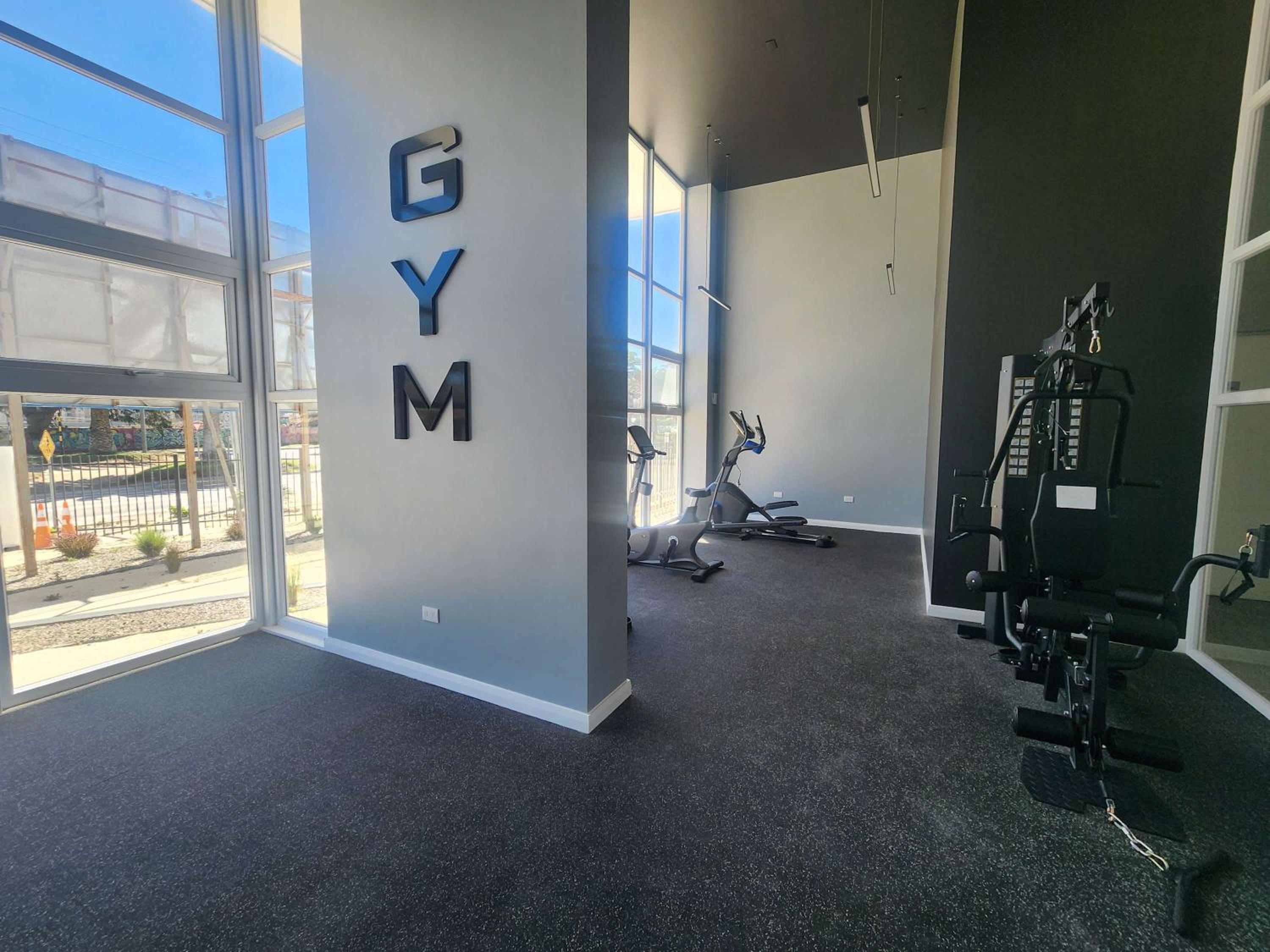 HOM I Wif Gym Parking Cowork Pto Serena Faro
