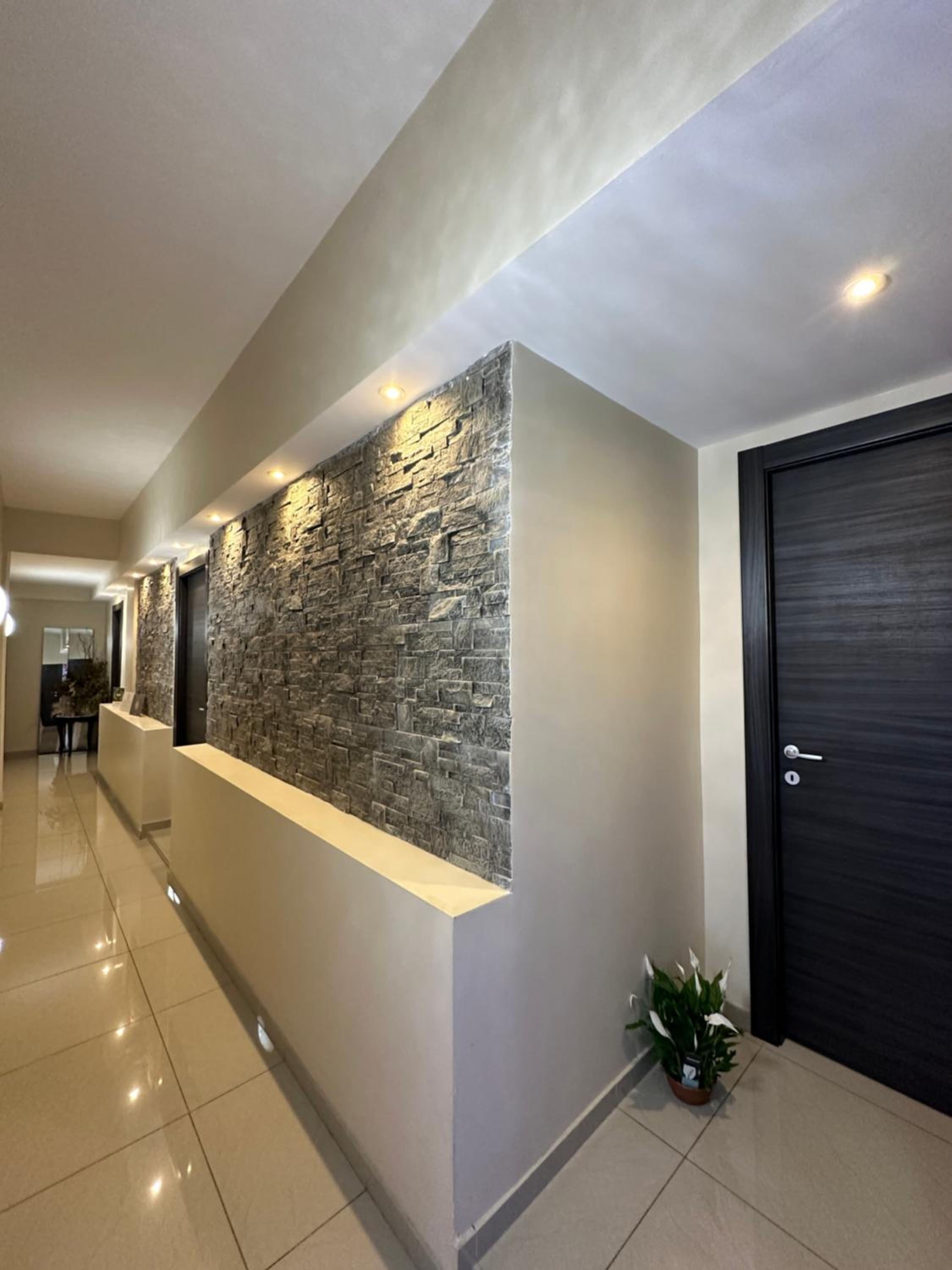 Candia Rooms