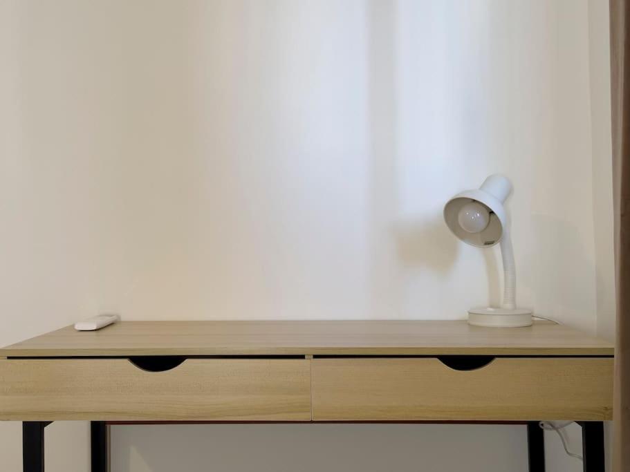 Tompazi modern apt with amazing view in Alimos