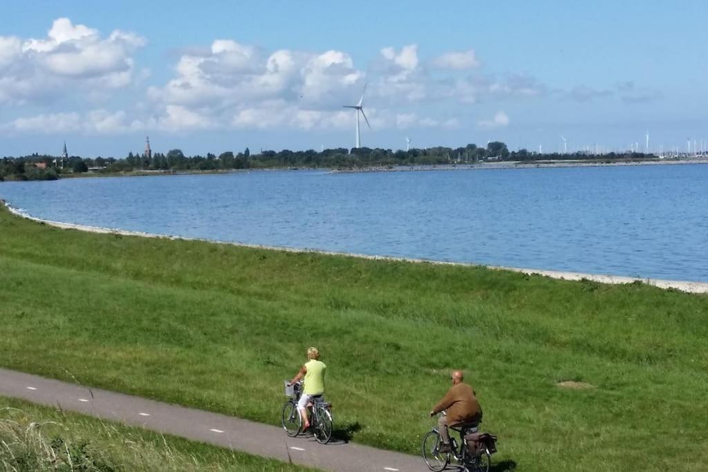 Idyllic Country House to IJsselmeer