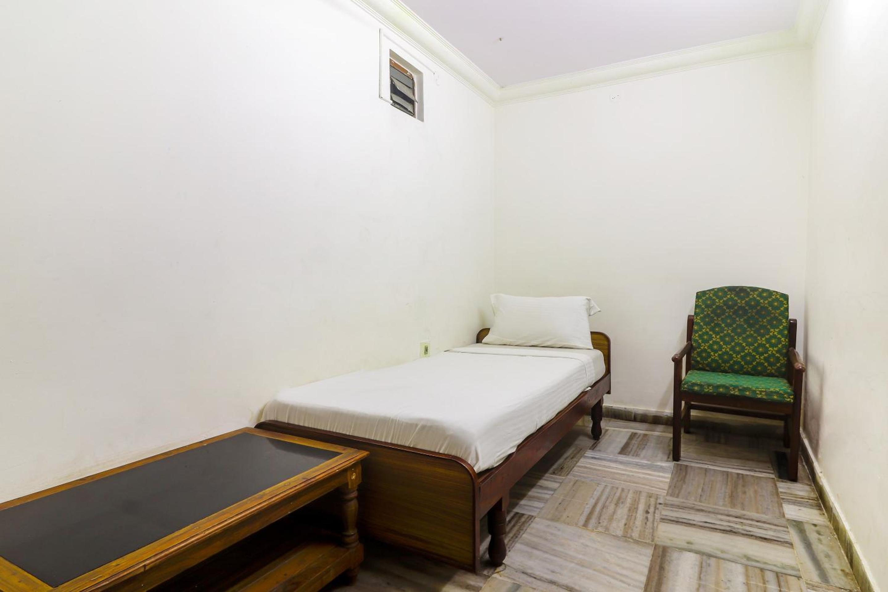 Hotel O Viceroy Inn
