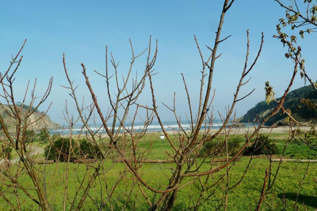 Casa con vistas únicas a la Playa de Cueva, Asturias view 3