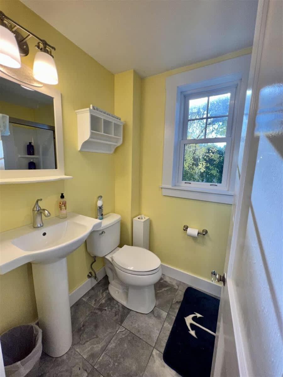 Incredible 4bd Ogunquit Family Home with Private Back Yard