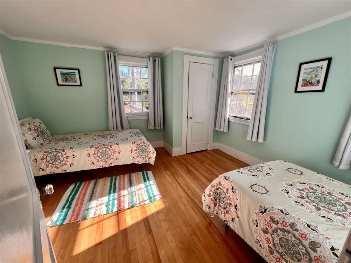Incredible 4bd Ogunquit Family Home with Private Back Yard