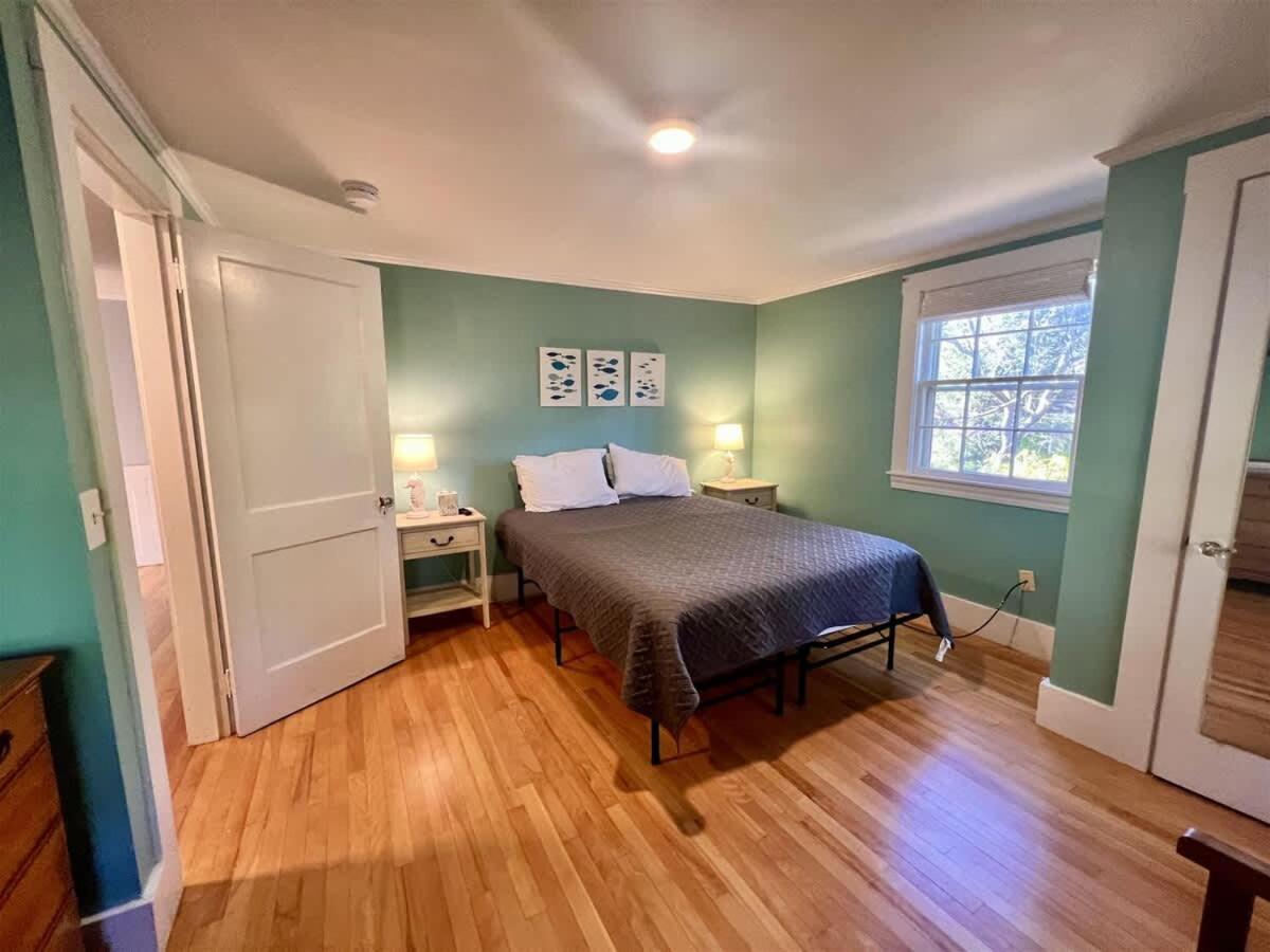 Incredible 4bd Ogunquit Family Home with Private Back Yard