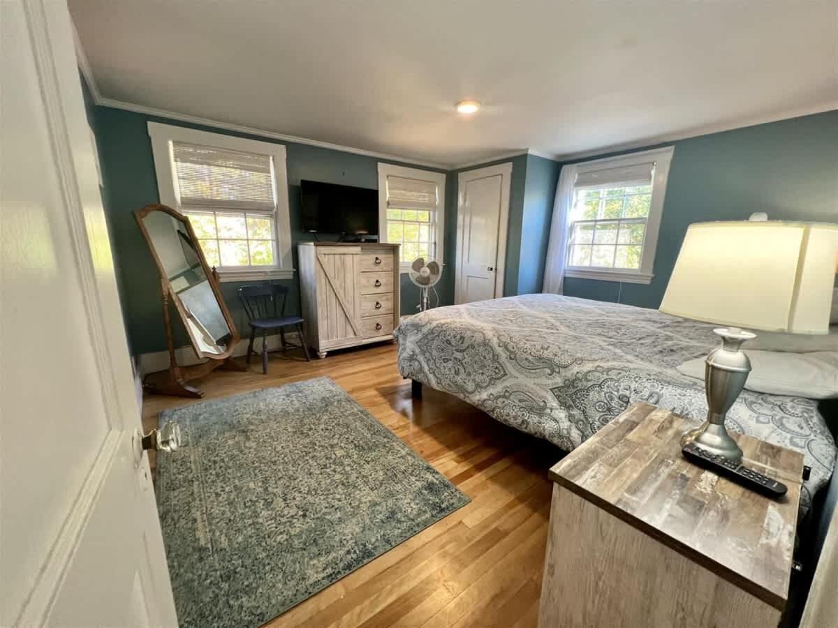 Incredible 4bd Ogunquit Family Home with Private Back Yard