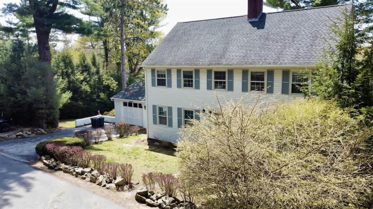 Incredible 4bd Ogunquit Family Home with Private Back Yard