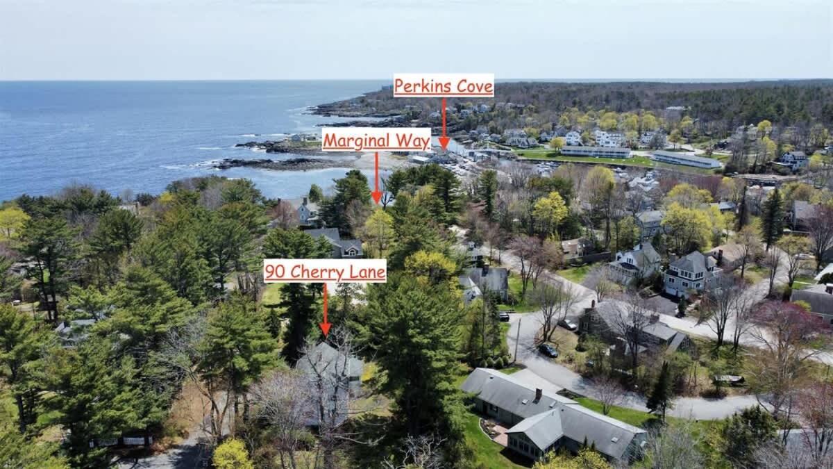 Incredible 4bd Ogunquit Family Home with Private Back Yard