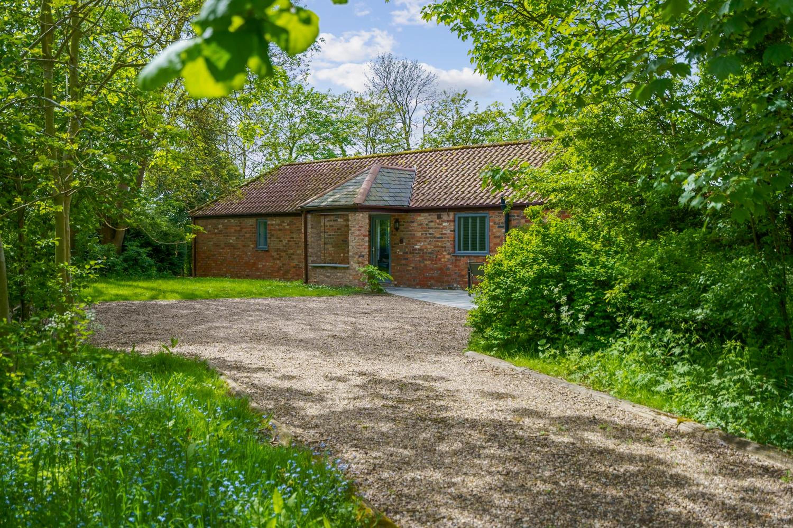Covenham Holiday Cottages view 5