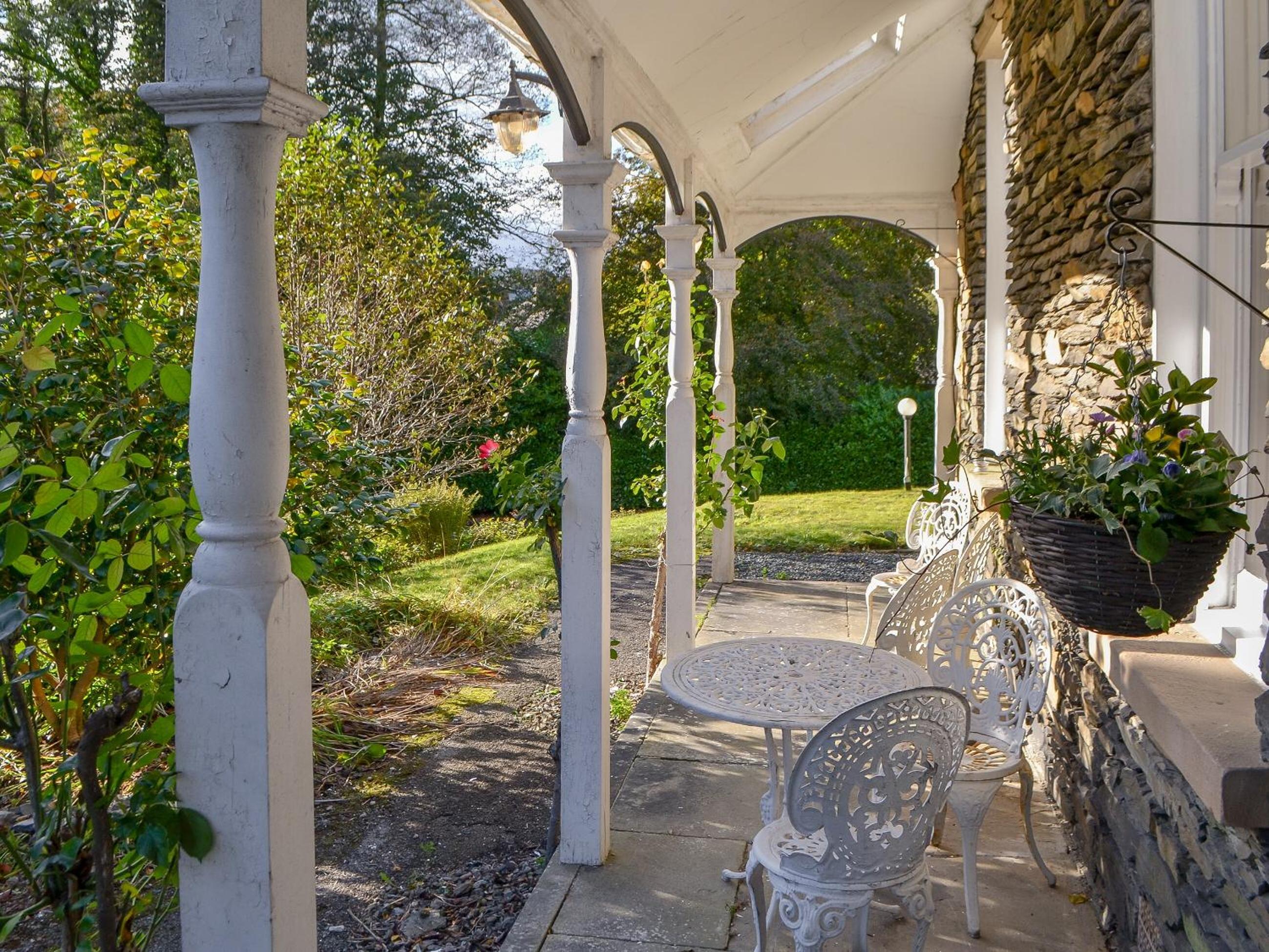 Newstead — 10