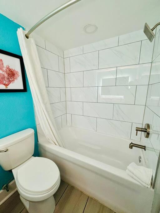 337 Coastal Studio Escape