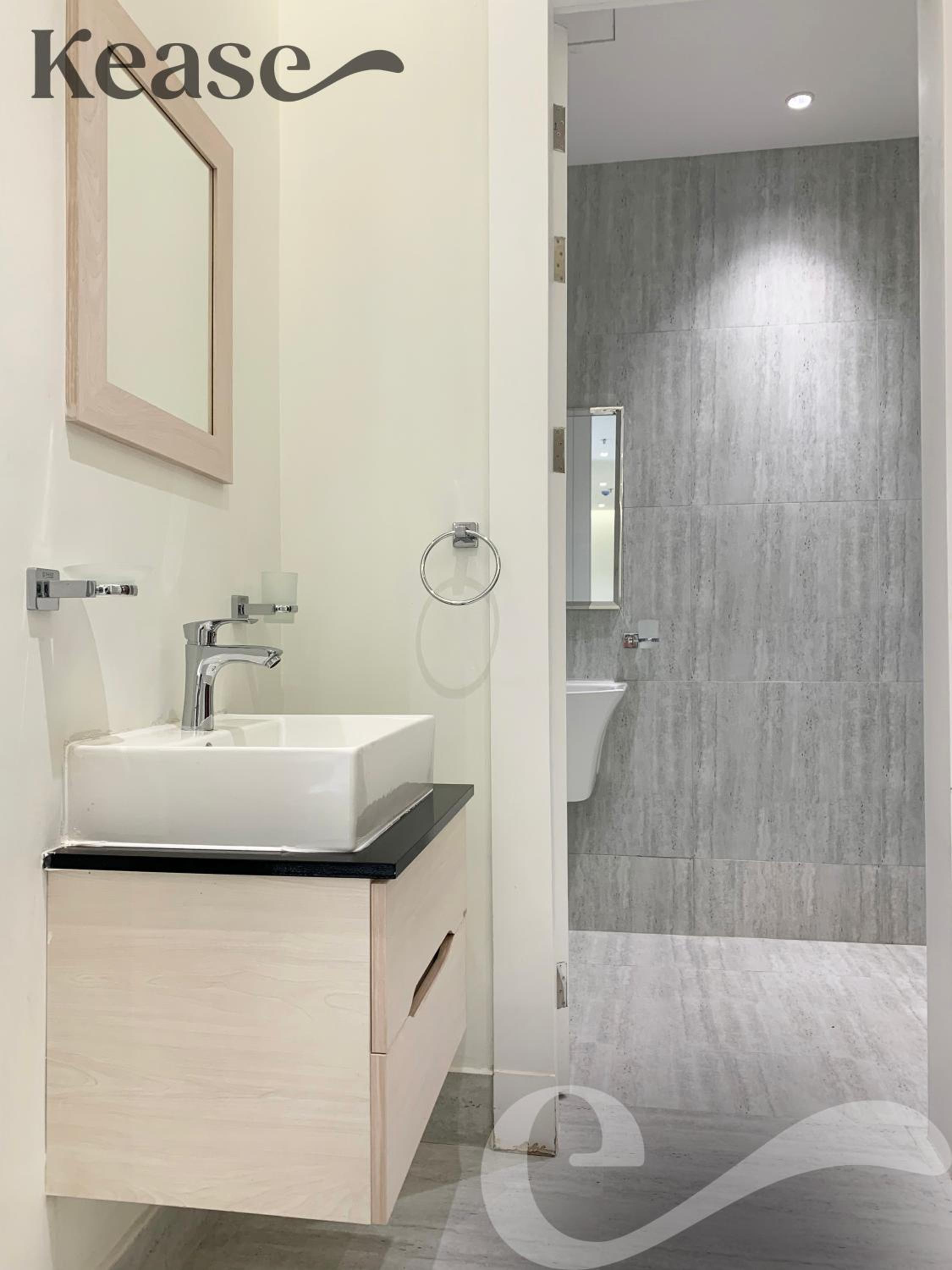 Kease Arid Luxury Gold