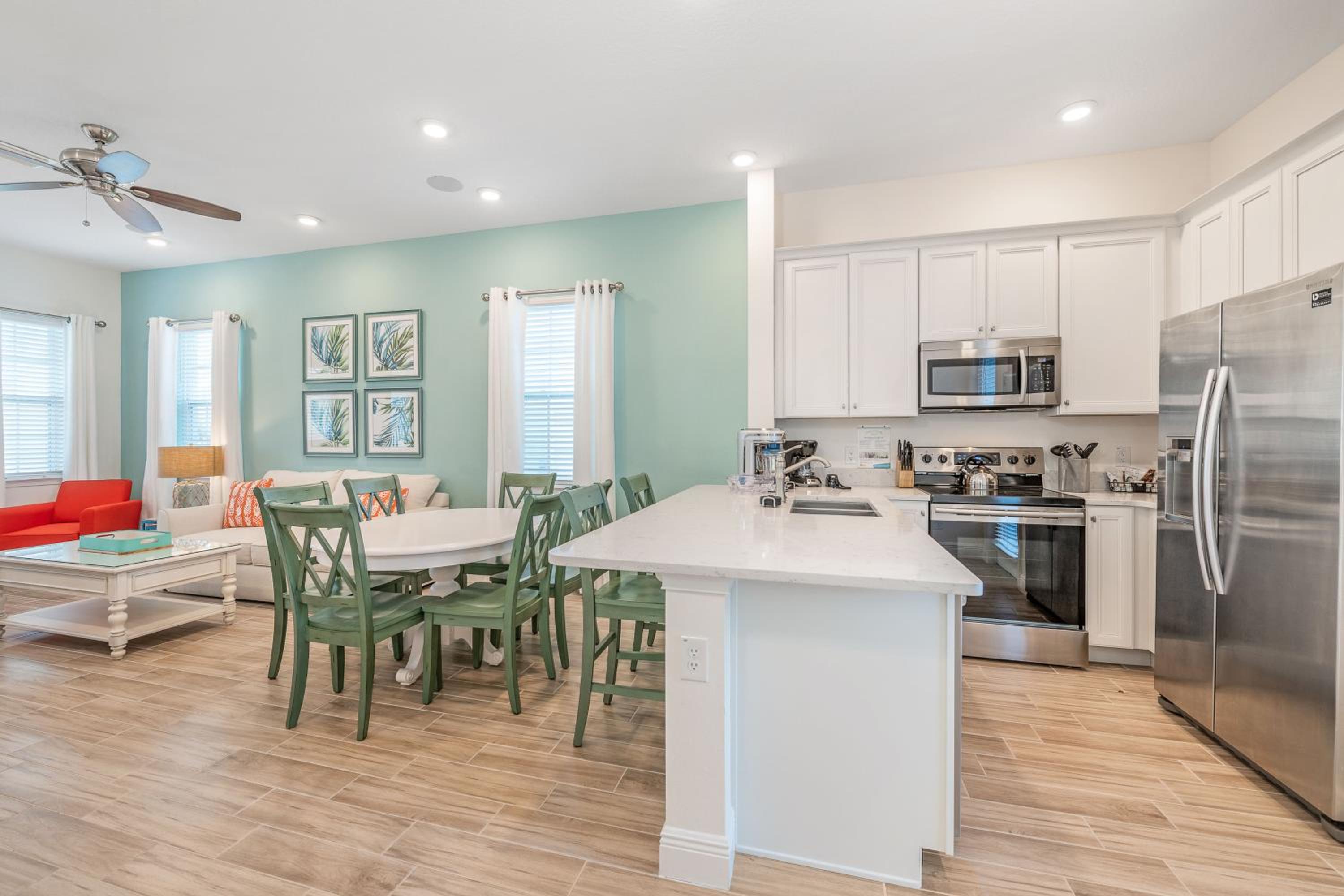 Sanderella Castle! Premium Cottage With Private Hot Tub Near Disney With Margaritaville Resort & Island H2O Access - 3037Sp