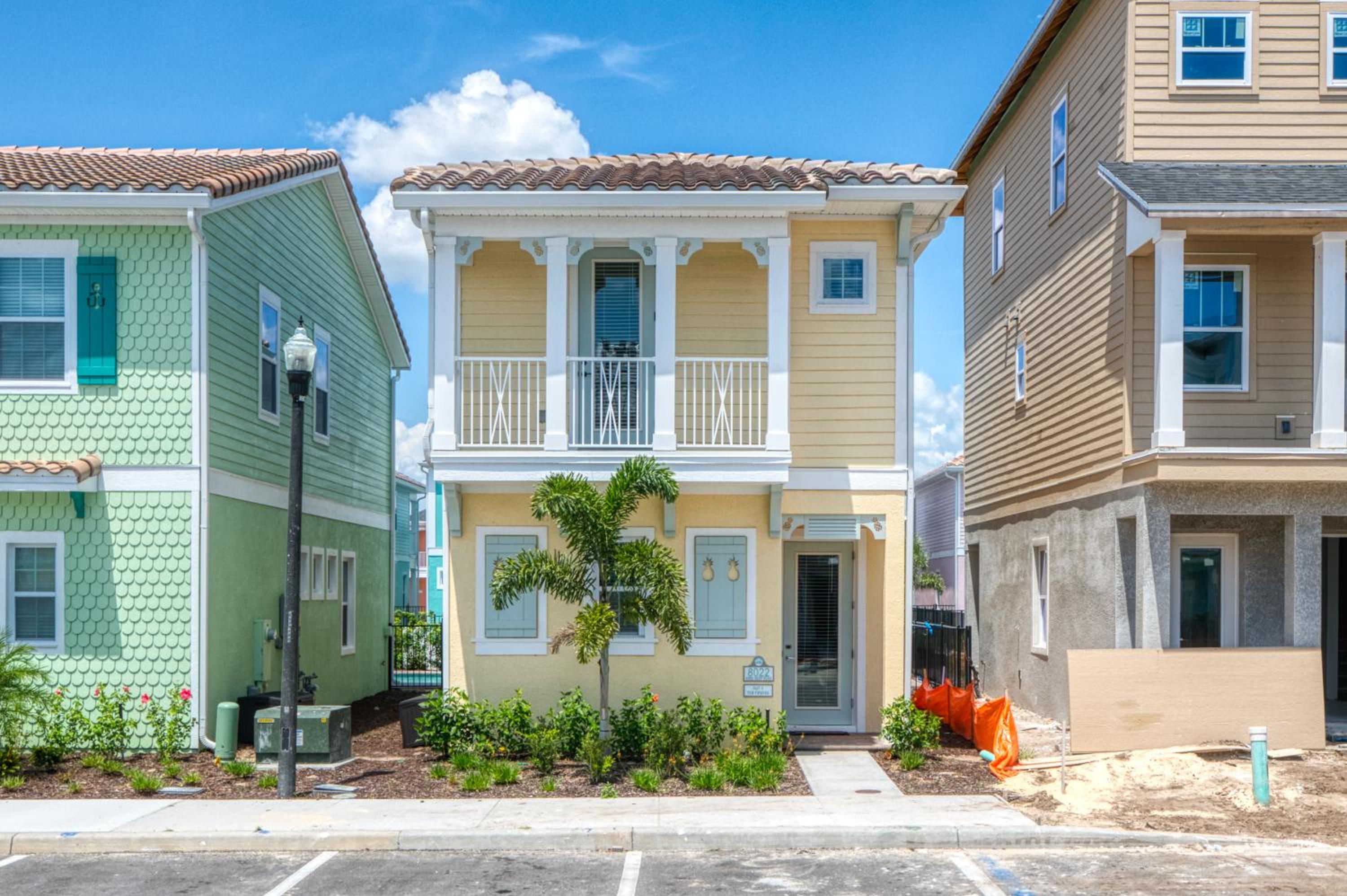 Inviting Cottage With Private Pool Near Disney With Margaritaville Resort & Island H2O Access - 8022Kd