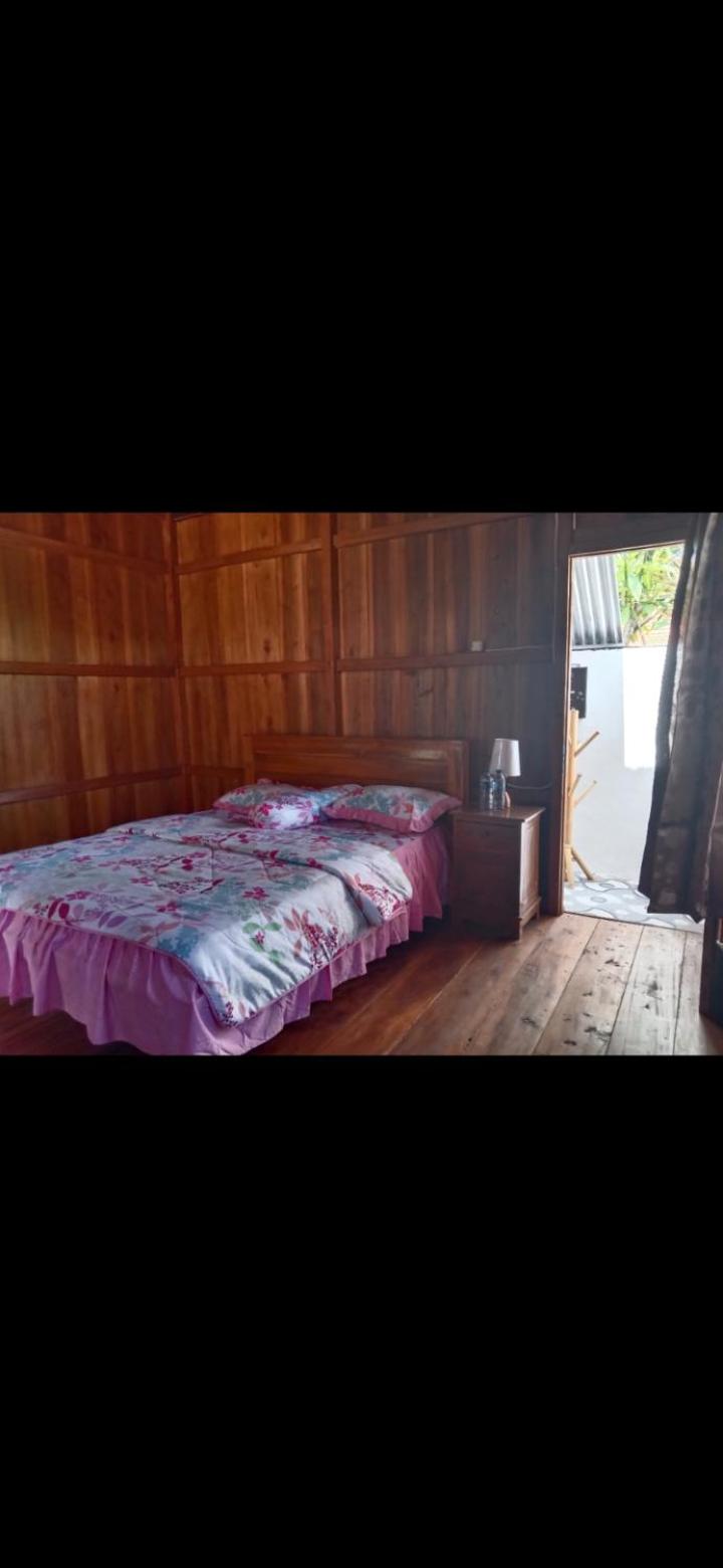 Villa Montana Karangasem Bali