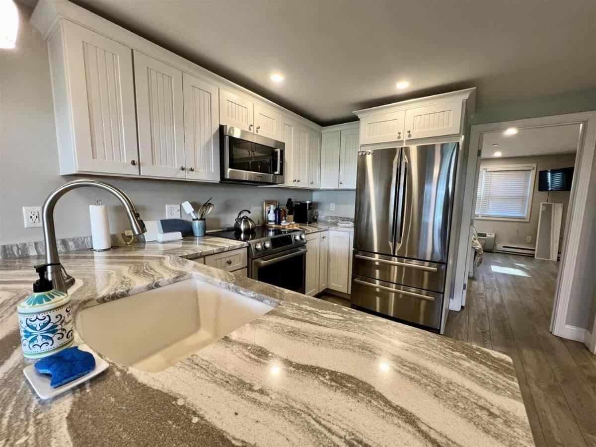 Updated Ocean Towers Condo in Ogunquit - Property Image 17