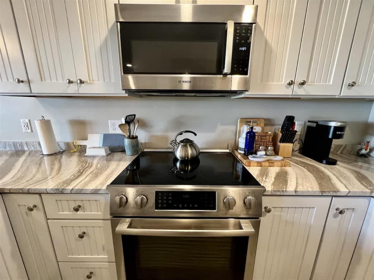 Updated Ocean Towers Condo in Ogunquit - Property Image 15