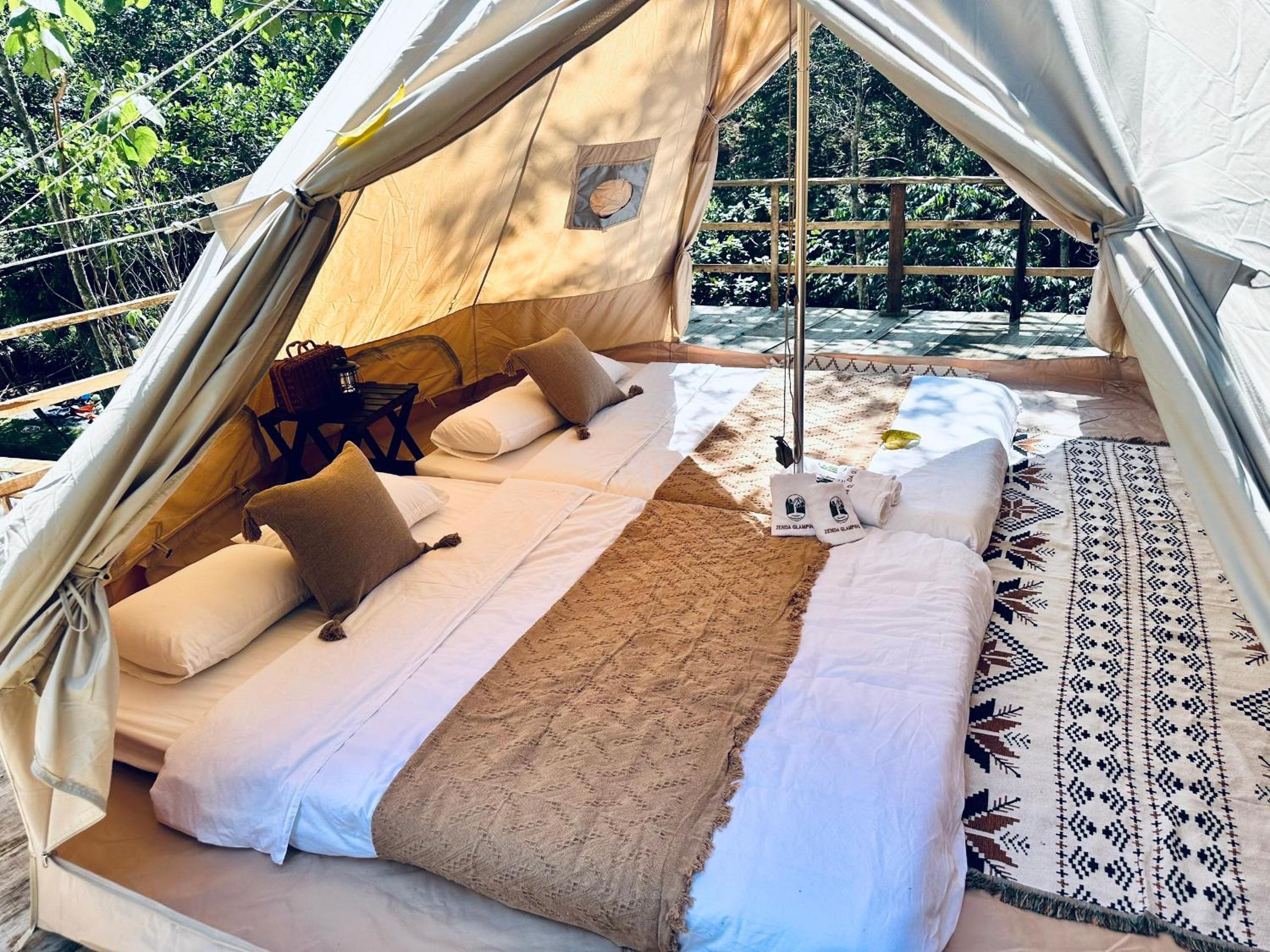 Zenda Glamping
