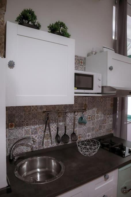 Icon Living view 2