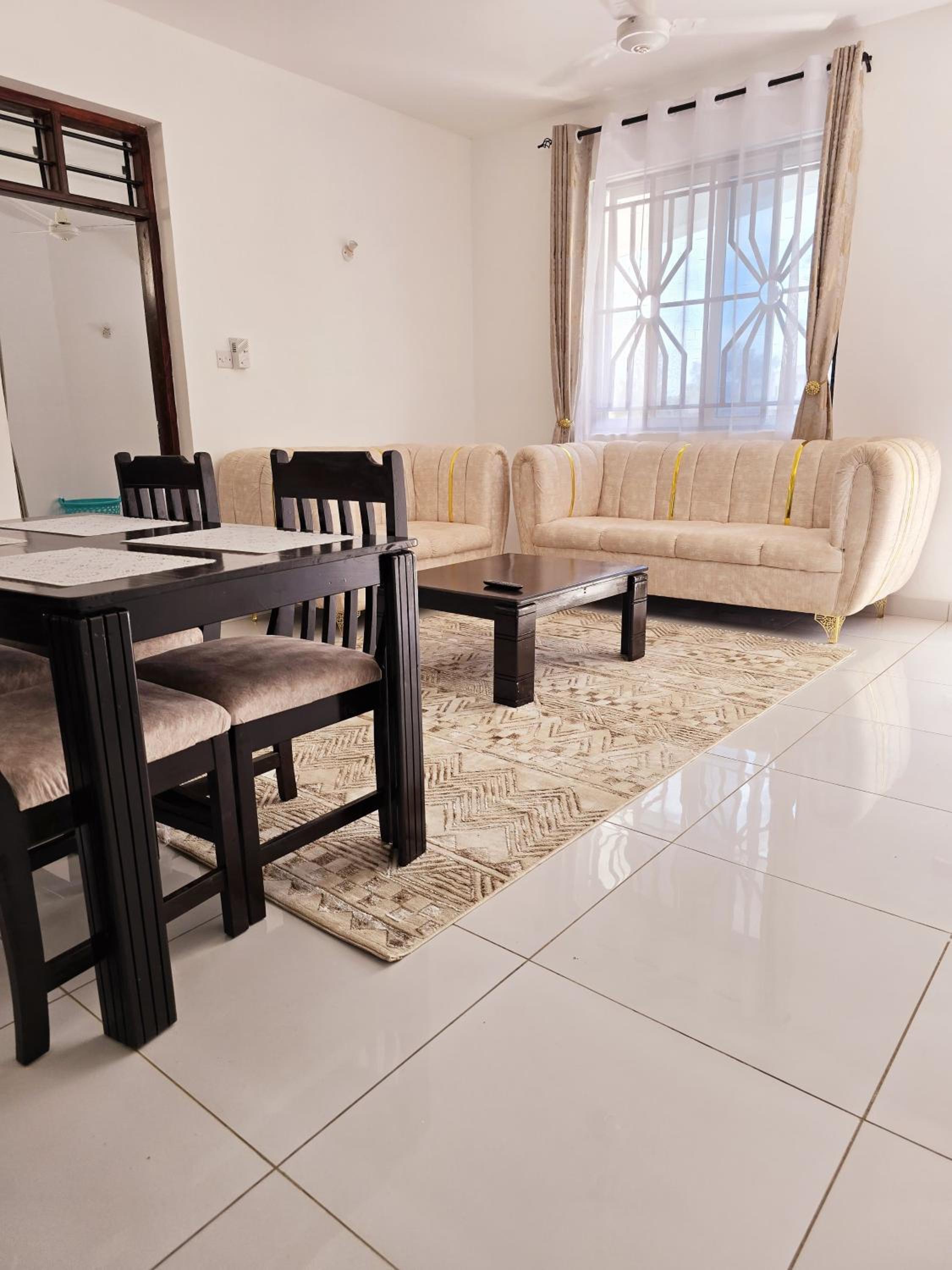 Spacious Sea Breeze Apartment