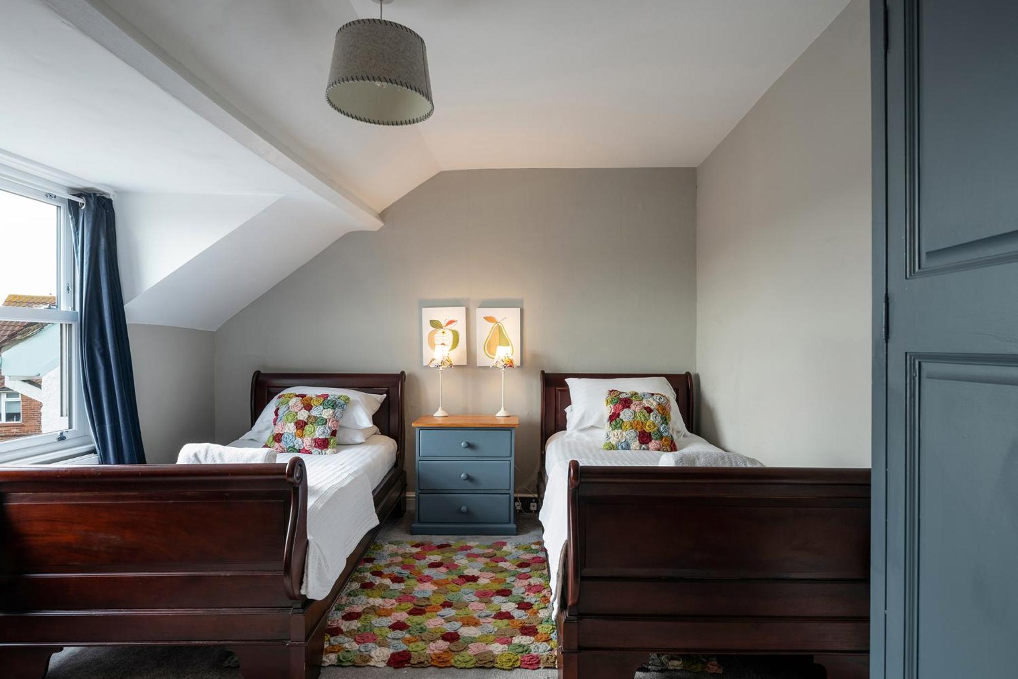 Opposite the beach, hot tub & sauna, sleeps 16