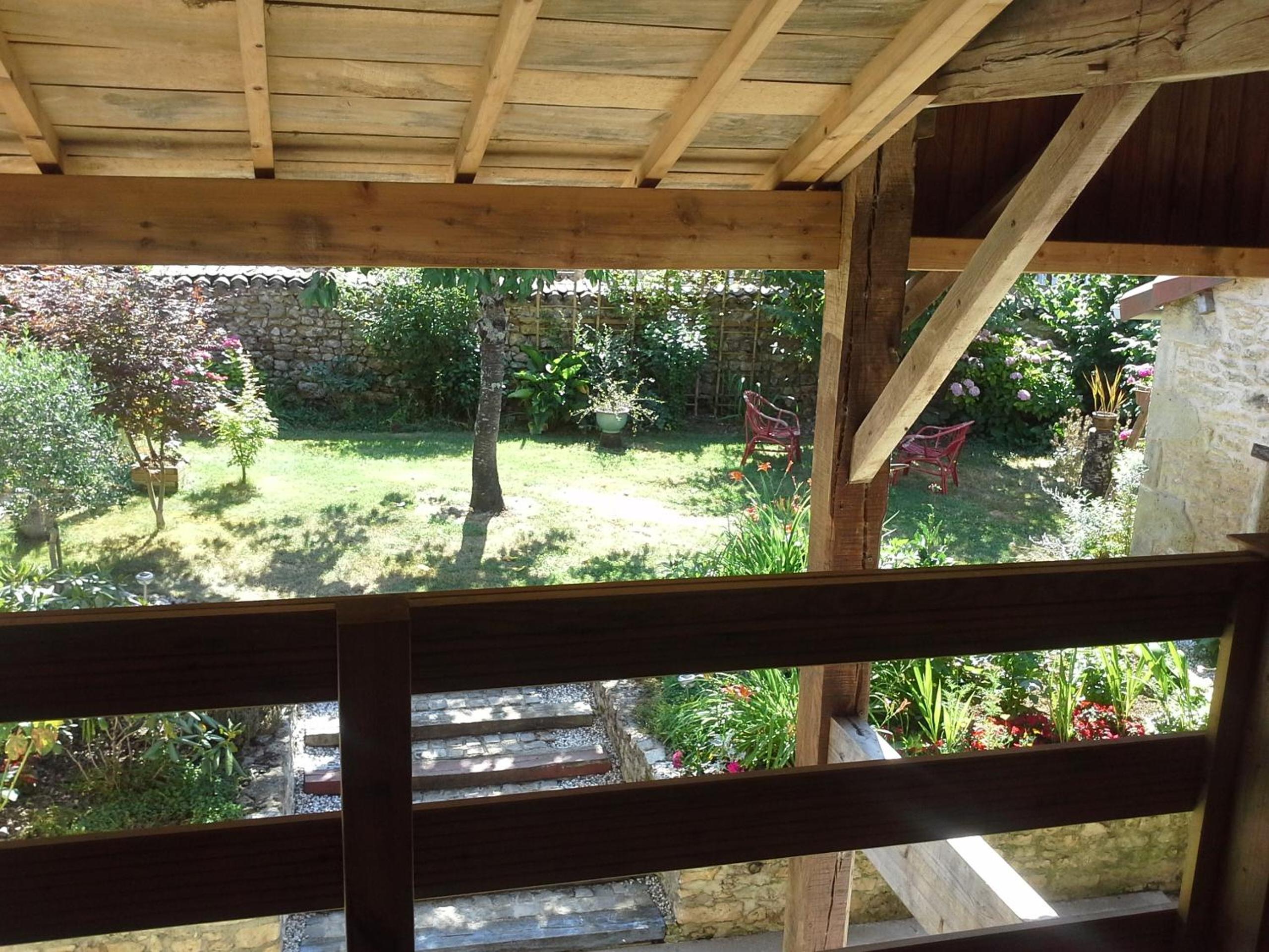 Photo 16