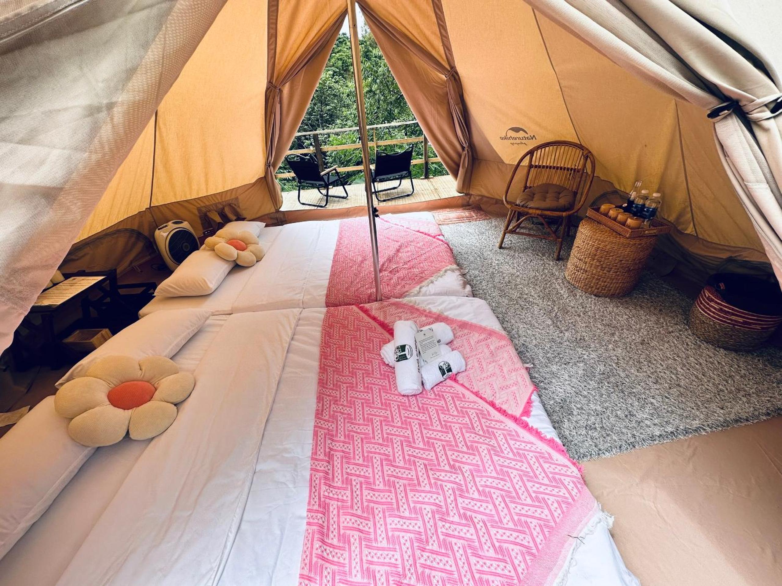 Zenda Glamping