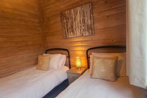 Heather Lodge with Hot Tub