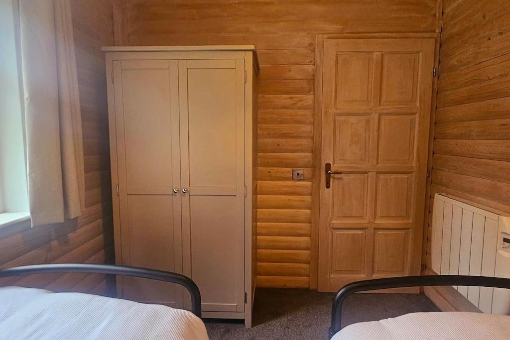 Heather Lodge with Hot Tub