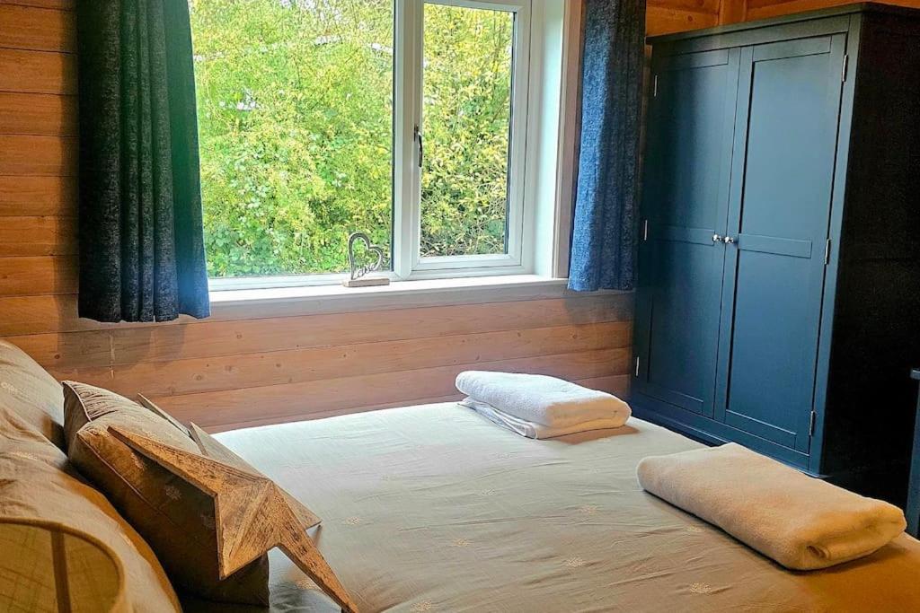Heather Lodge with Hot Tub